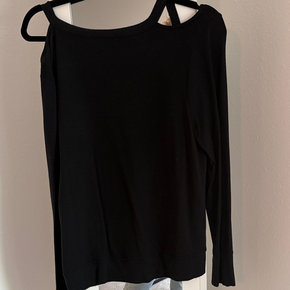 Athleta Black Cut-Out Long Sleeve Top - Picture 4 of 5